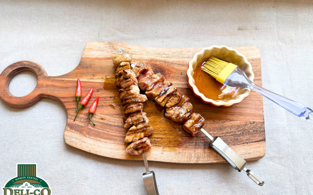 Naweekspyskaart met Deli-co: Warm heuning varkrib-steak-happies